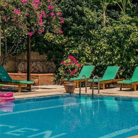 Ten Apart Hotel Fethiye Esterno foto