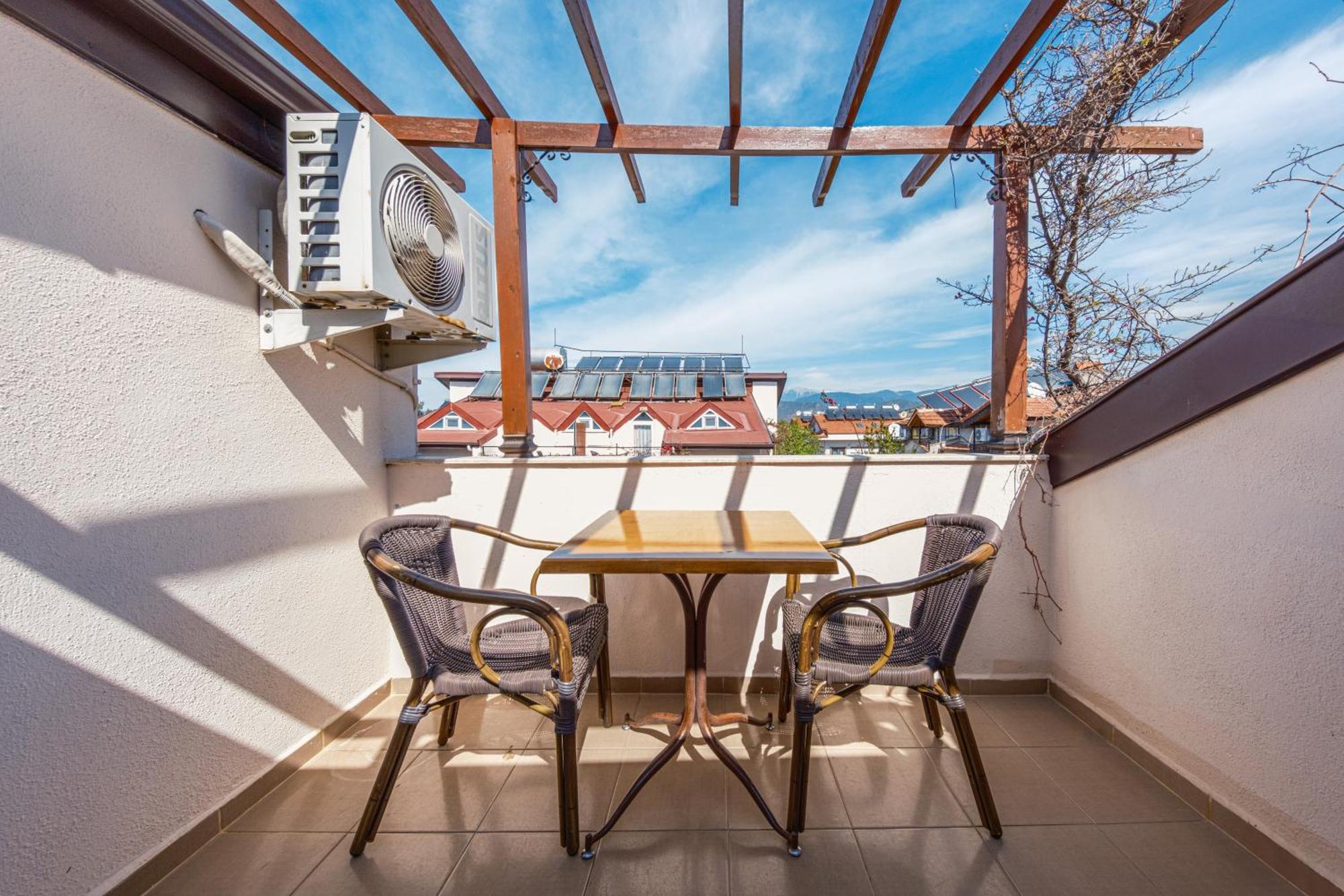 Ten Apart Hotel Fethiye Esterno foto