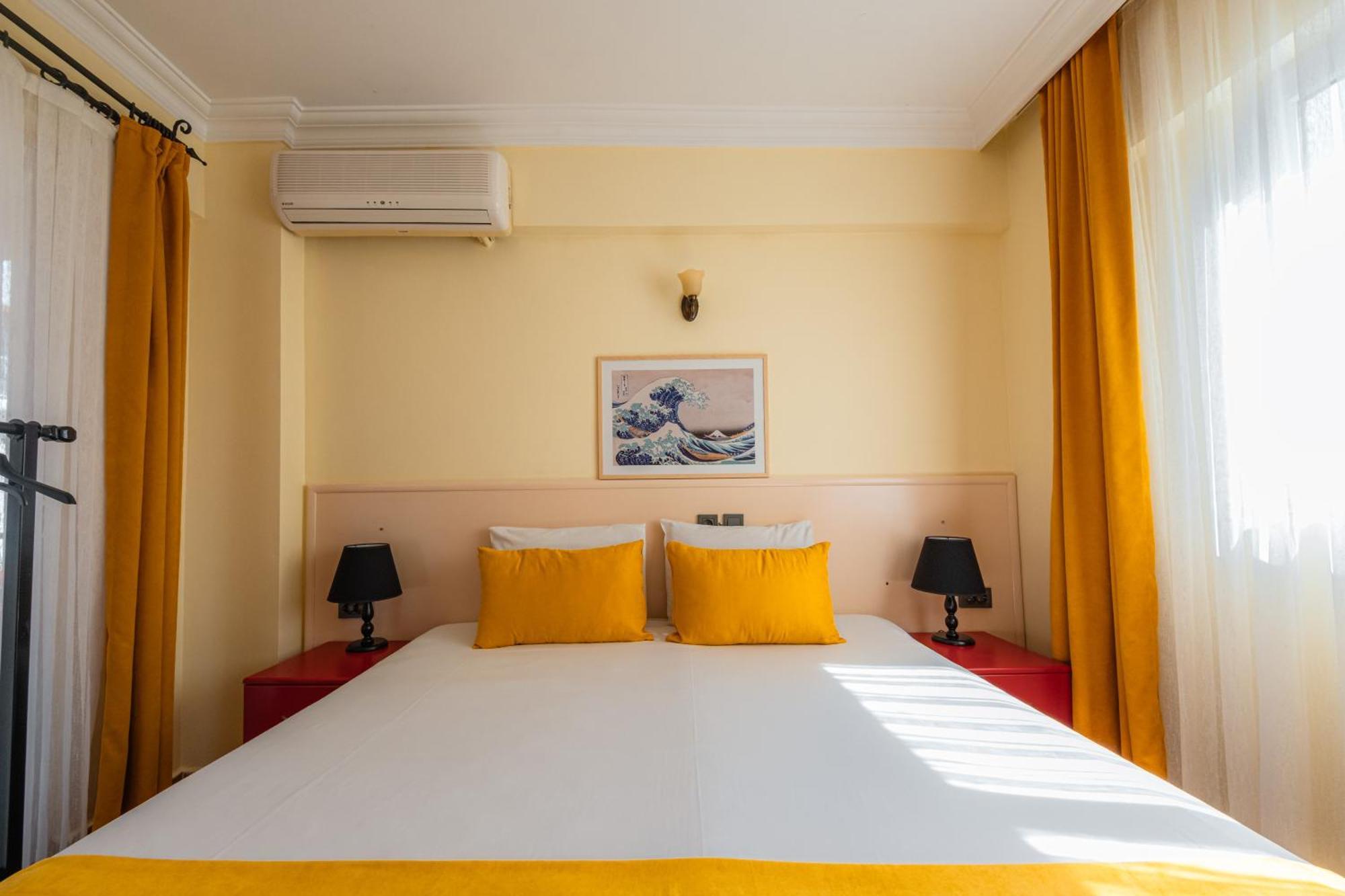Ten Apart Hotel Fethiye Esterno foto