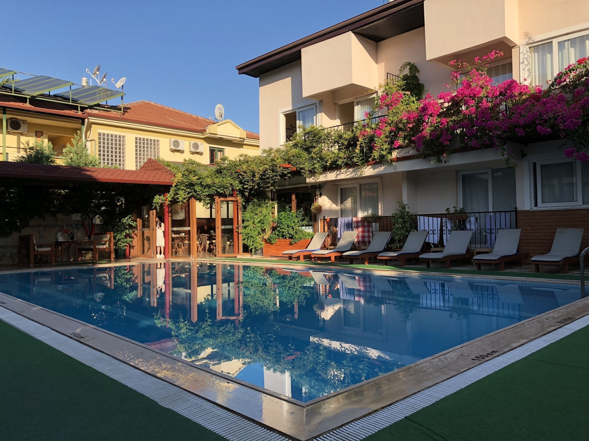 Ten Apart Hotel Fethiye Esterno foto